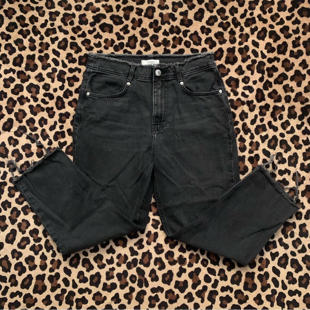 Forever 21 90s retro grunge high waisted cutoff frayed straight leg jeans